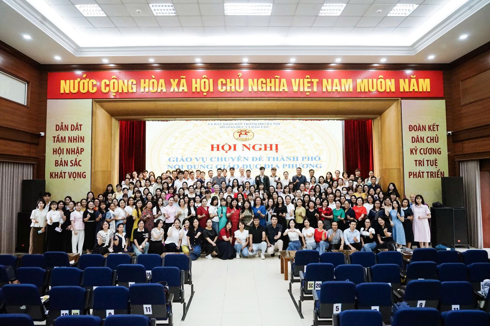 Giảng dạy Giáo dục địa phương và Địa lý: Từ sách vở đến trải nghiệm thực tế