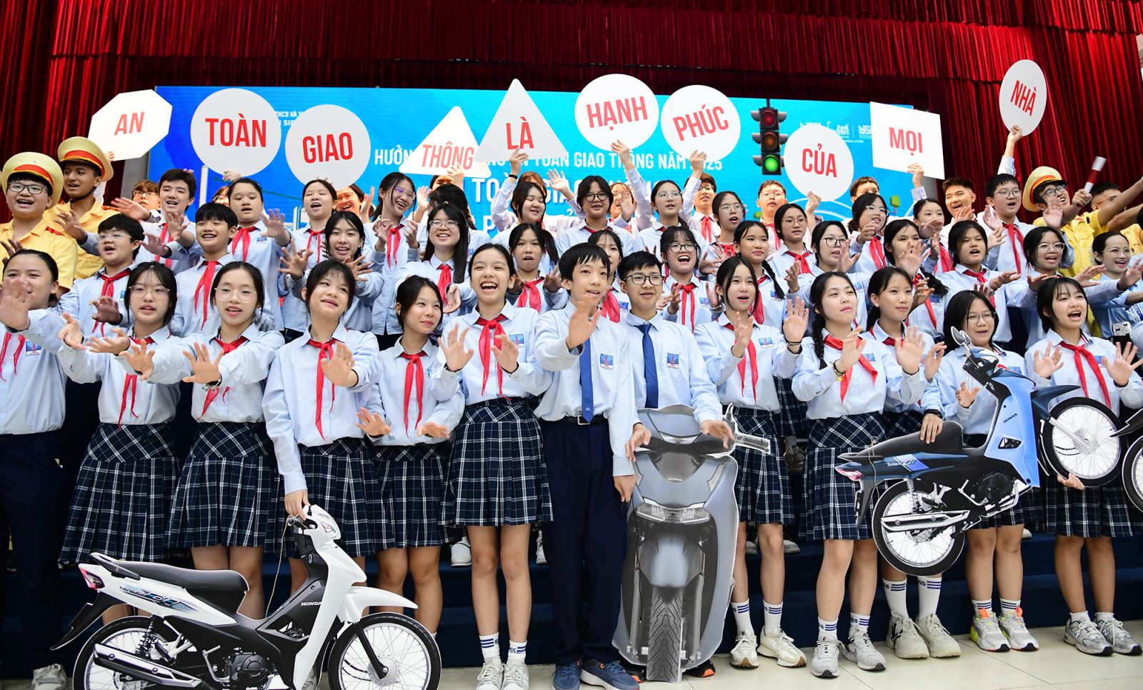 “Rung chuông vàng” phiên bản Nguyễn Siêu: An toàn giao thông – Hạnh phúc của mọi nhà