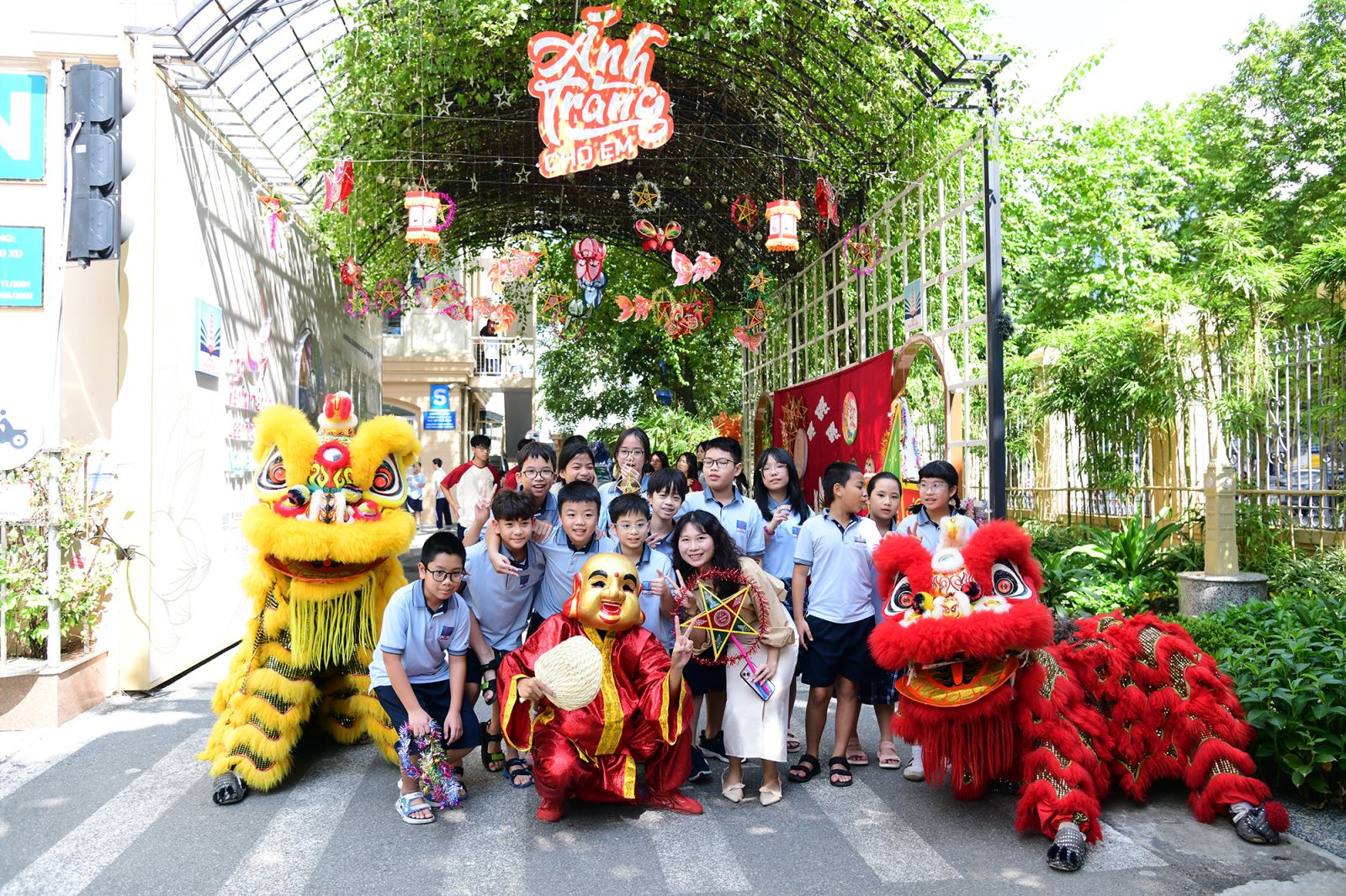 Trường Nguyễn Siêu rộn ràng “Vui Tết Trung thu"