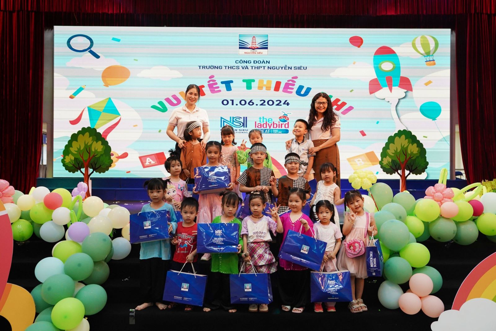 “HƯƠNG VỊ TÌNH THÂN” NƠI GIA ĐÌNH LỚN NGUYỄN SIÊU - TRÊN NHỮNG HÀNH TRÌNH MÙA HÈ