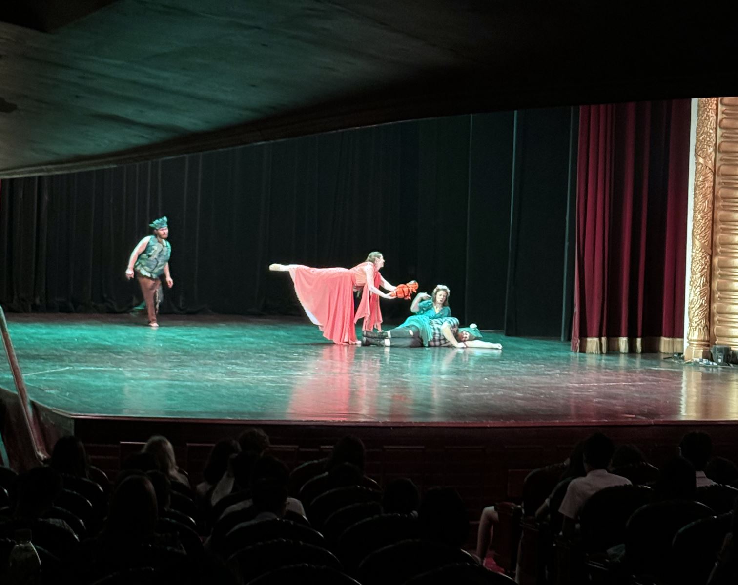 "GIẤC MỘNG ĐÊM HÈ" - TỪ NHÀ HÁT LỚN ĐẾN SÂN KHẤU NGUYỄN SIÊU