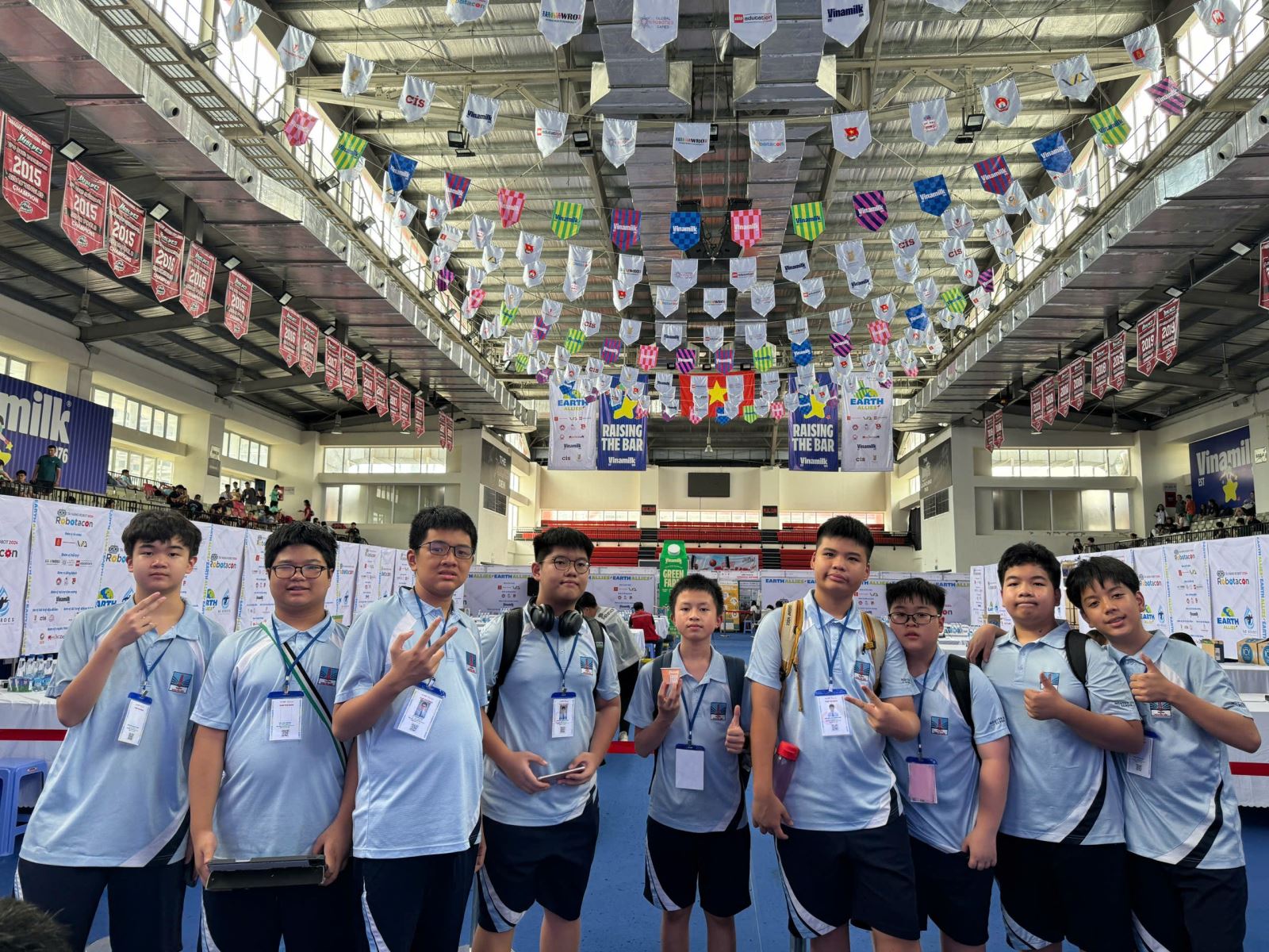 NGUYỄN SIÊU ĐĂNG CAI BẢNG ĐẤU MIỀN BẮC CUỘC THI LẬP TRÌNH ROBOT ENJOY AI 2024