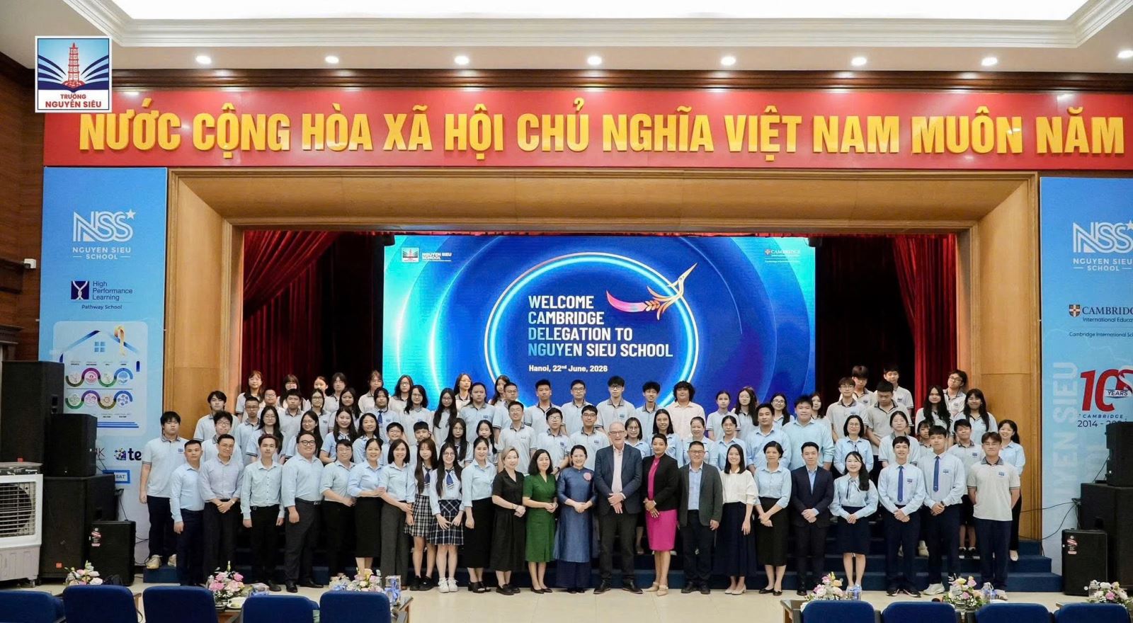 Tổng Giám đốc Cambridge International Education: “Nguyễn Siêu là một ngôi trường đặc biệt và giàu cảm hứng”