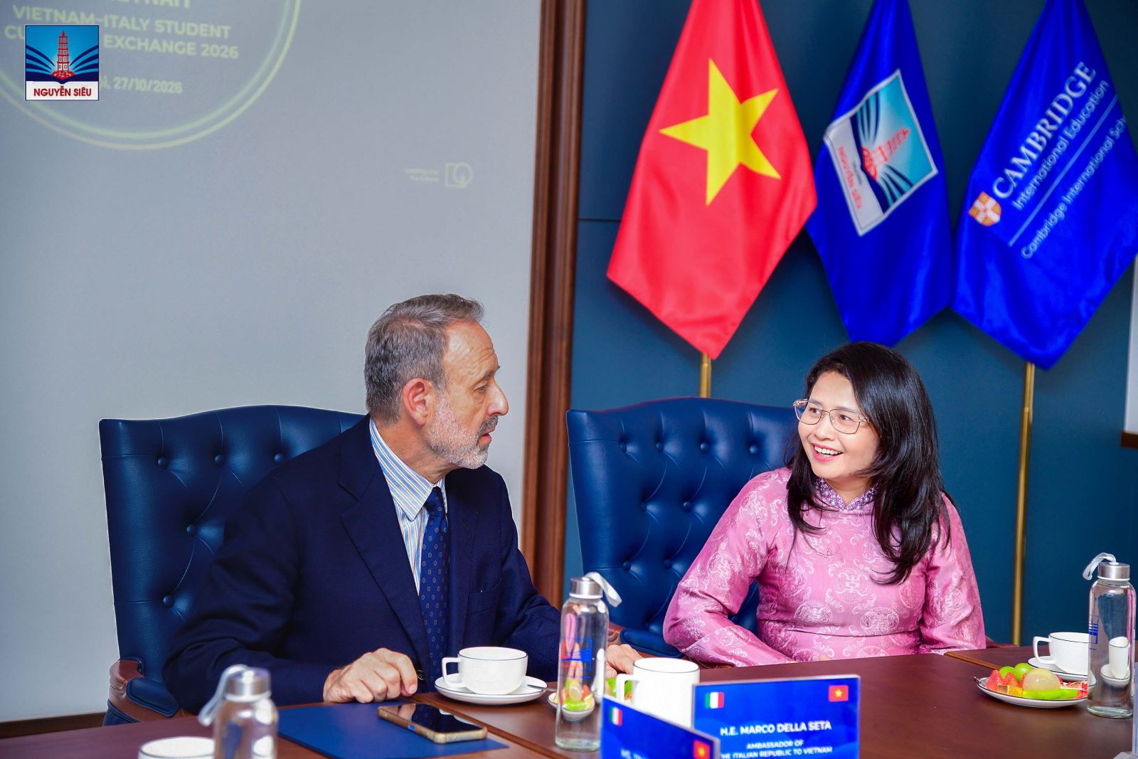 ĐẠI SỨ MARCO DELLA SETA: "NGUYỄN SIÊU LÀ TRẢI NGHIỆM VIỆT NAM TUYỆT VỜI CHO HỌC SINH Ý"